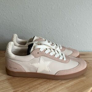 Vintage Havana Tiffany Womens Sneakers new 9 medium